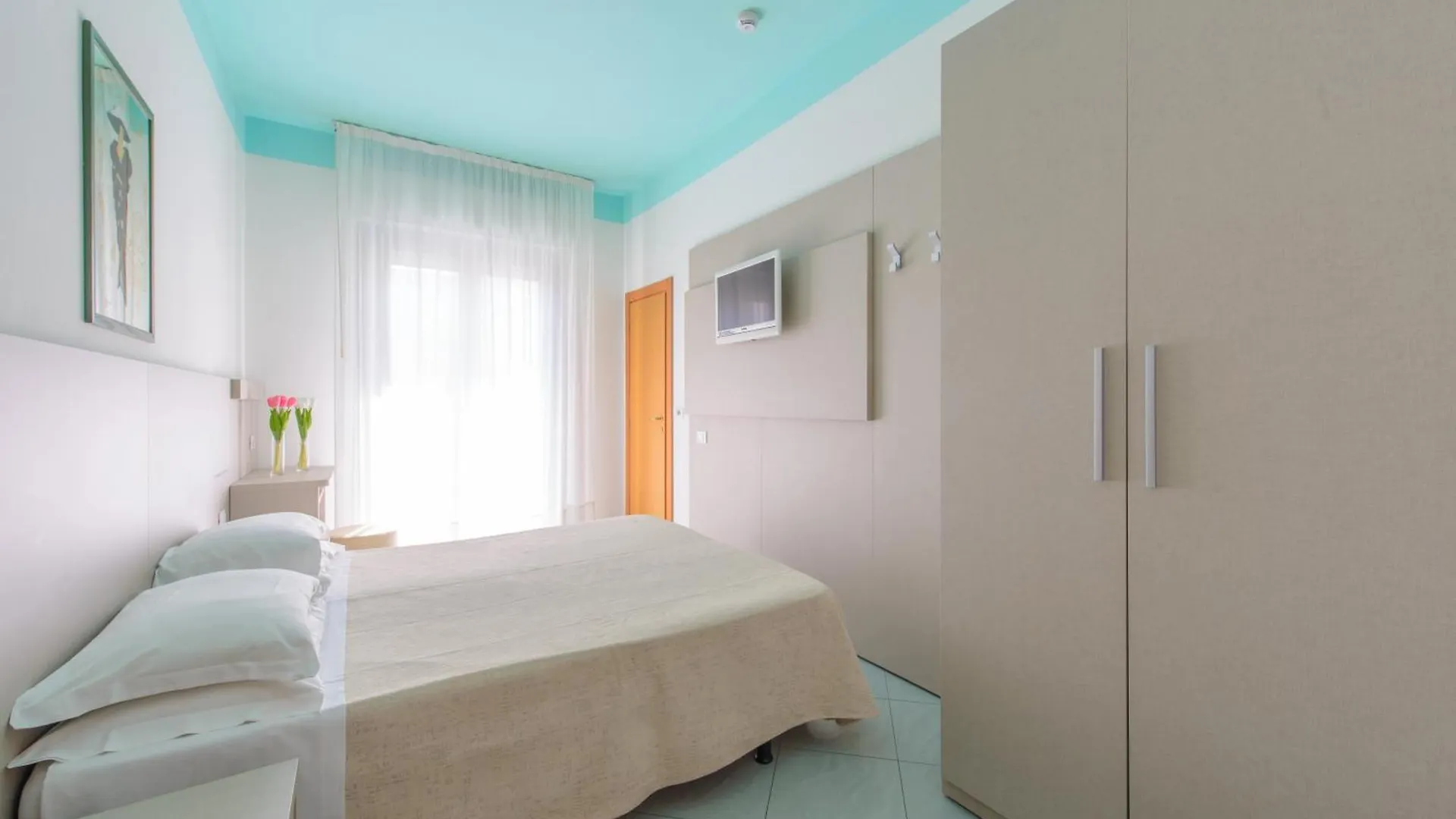 Hotel Christian ريميني